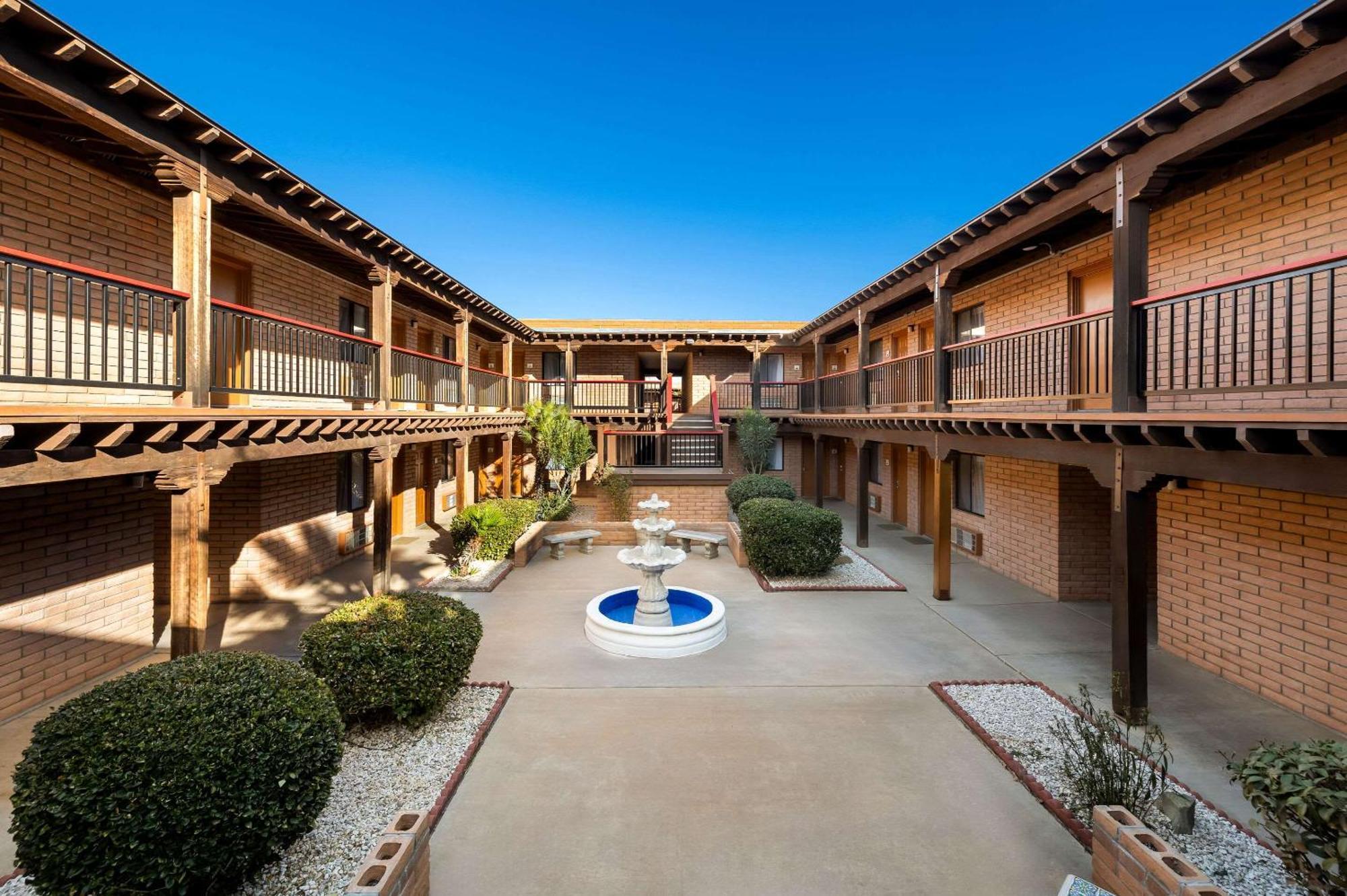 Clarion Inn Sierra Vista Exterior photo