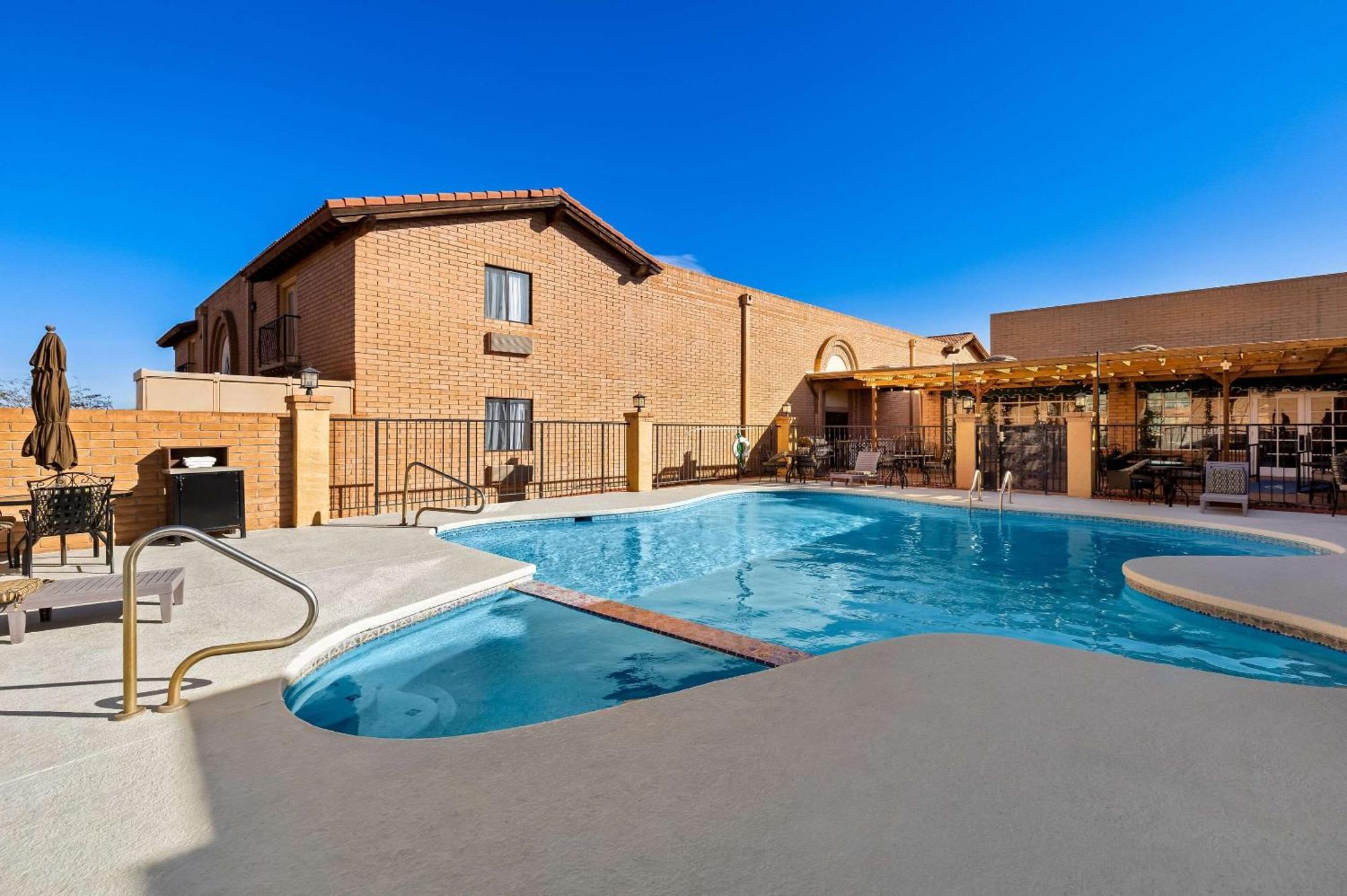 Clarion Inn Sierra Vista Exterior photo